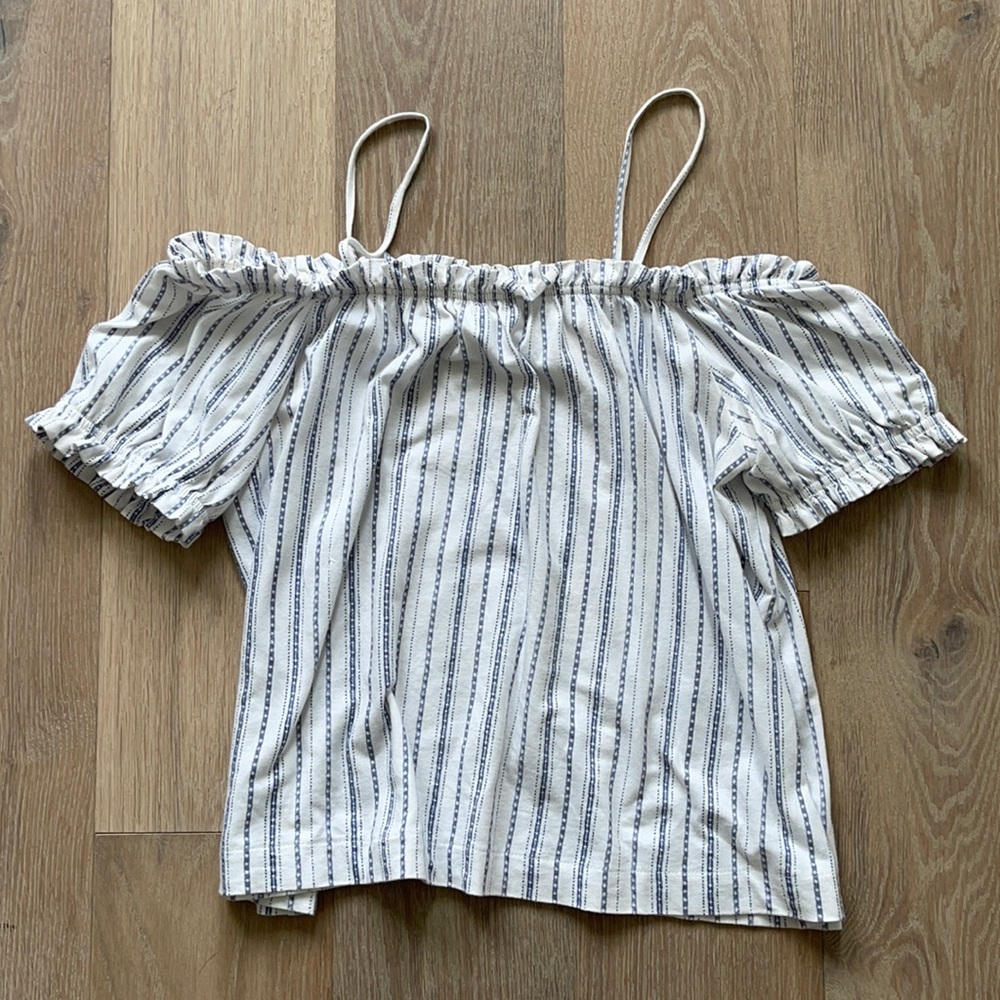 h&m s Navy blue and white